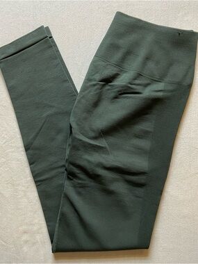 Sunzel Women’s Seamless High-Waist Leggings in Dark Green